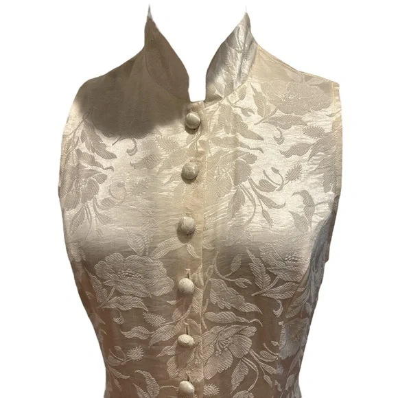 70s KNAPP STUDIO CREAM FLORAL SATIN BROCADE SLEEVELESS ASIAN INSPIRED MIDI DRESS - Picture 5 of 7